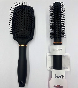 Расческа массажная брашинг  "СЕКРЕТ ТВОЕЙ КРАСОТЫ", цвет черный, матовое покрытие, 4*22см